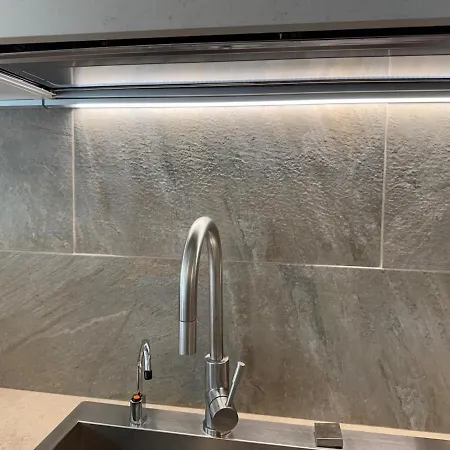 In Citta Con Giardino E Piscina Privati Appartamento *